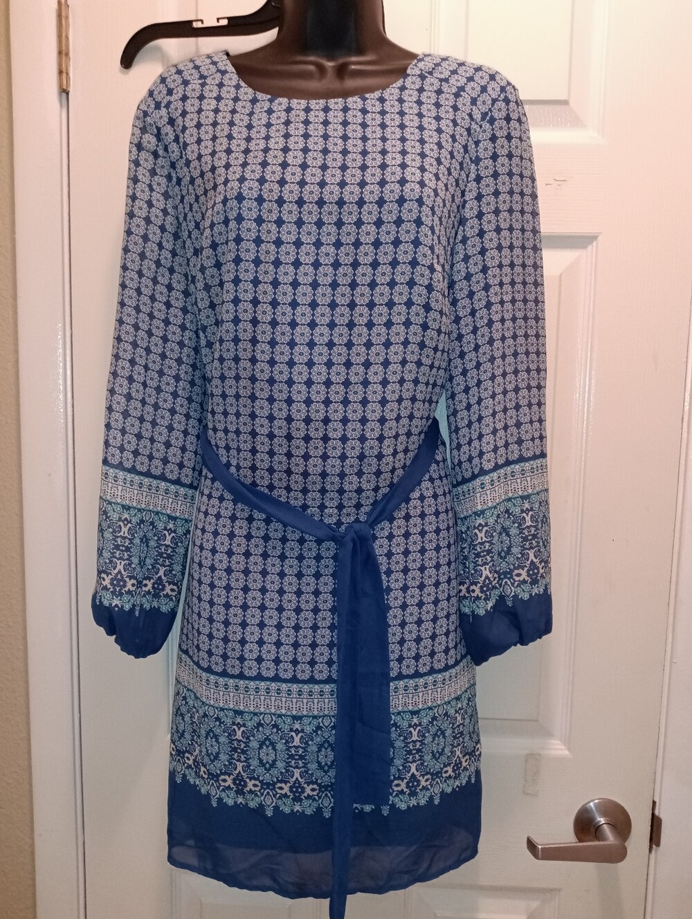 Fifth ' Park Blue Printed Long Sleeve Belted Dress Sz M